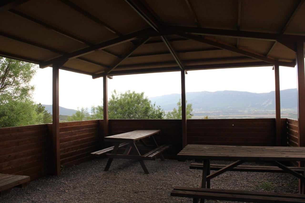 Albergue Restaurante De Artieda Buitenkant foto