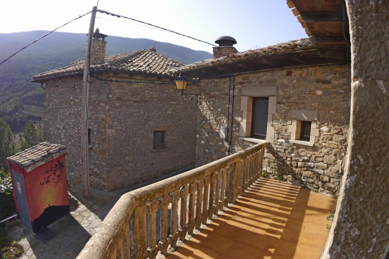 Albergue Restaurante De Artieda Buitenkant foto